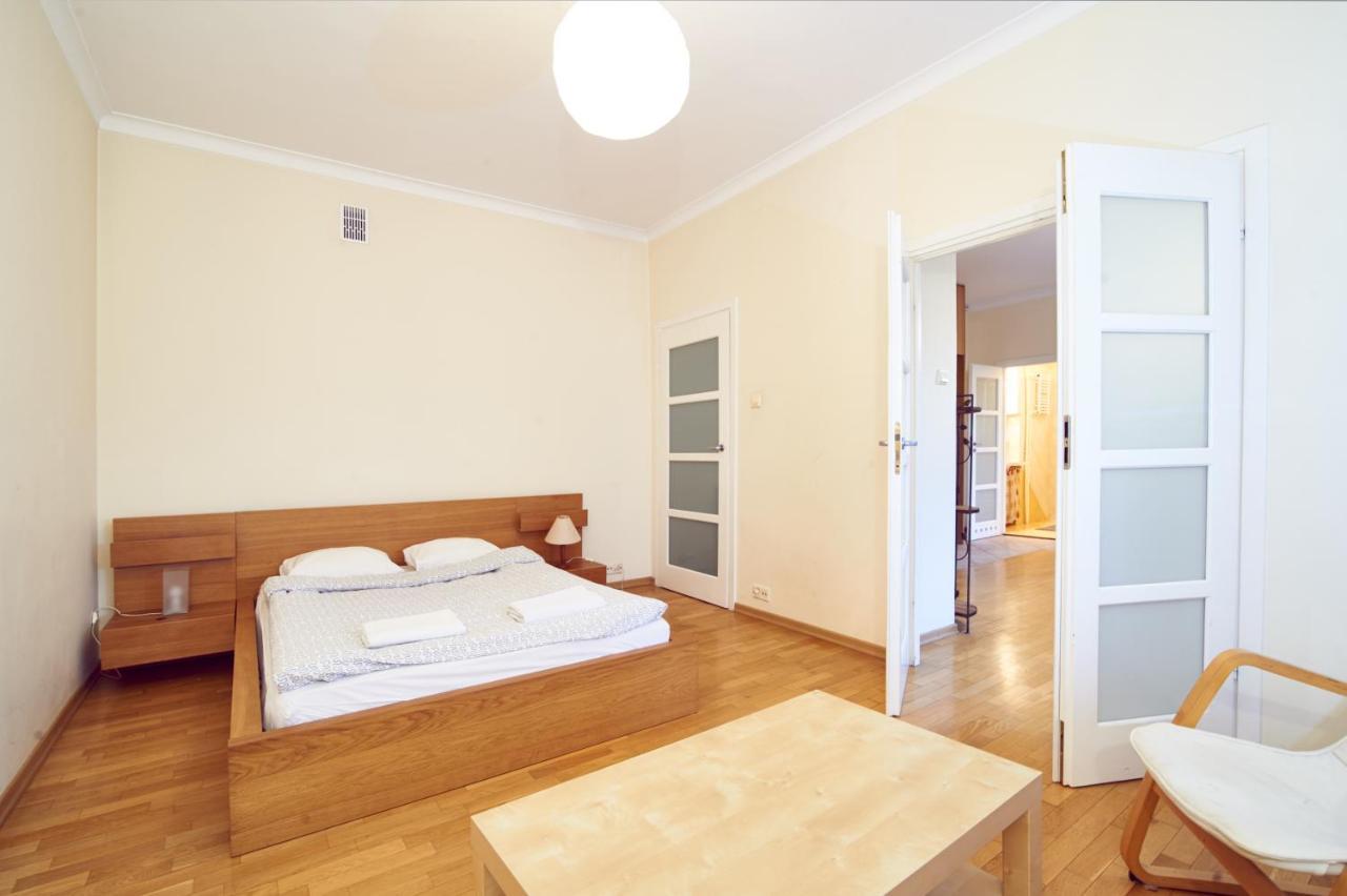 Goodnight Warsaw Apartments - Wspolna 69 מראה חיצוני תמונה
